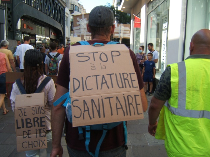 Manifestations contre le pass sanitaire